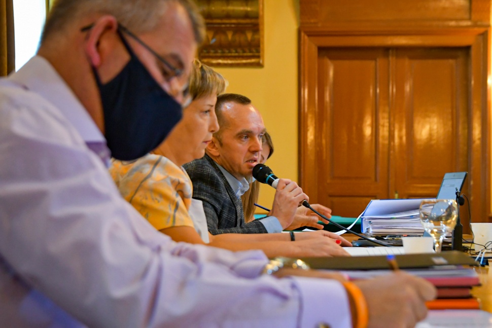 Venczel Attila városi főjegyző felszólalása a 2020. szeptemberi tanácsülésen