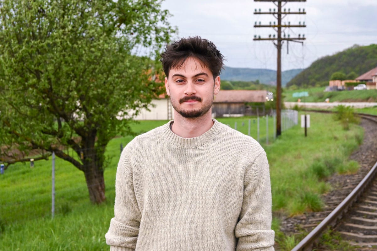 Az egyetlen egy megkülönböztetést, mert falusi vagyok, az élettől kaptam