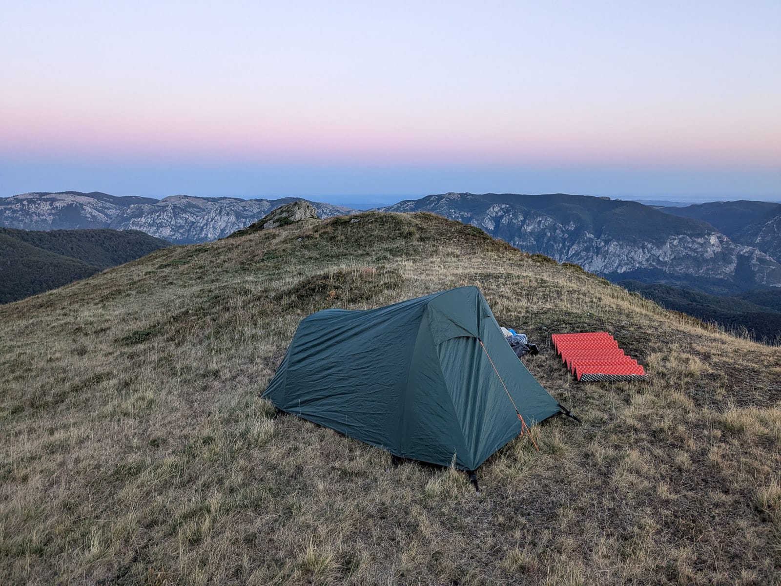 Hóvihar és magyarellenesség a déli hegyekben