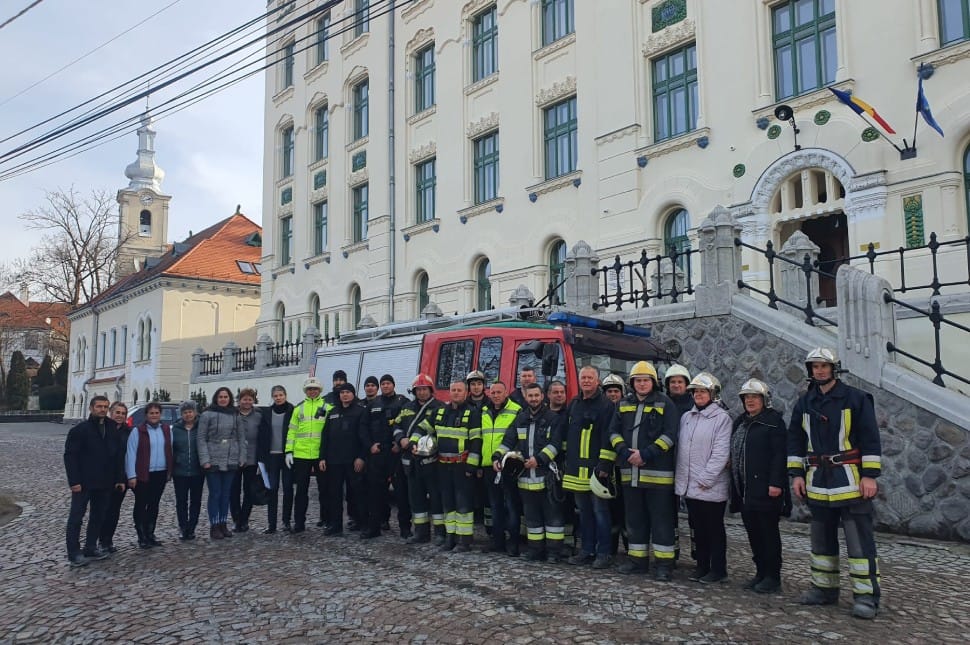Kihozták a diákok bentlakásban maradt javait