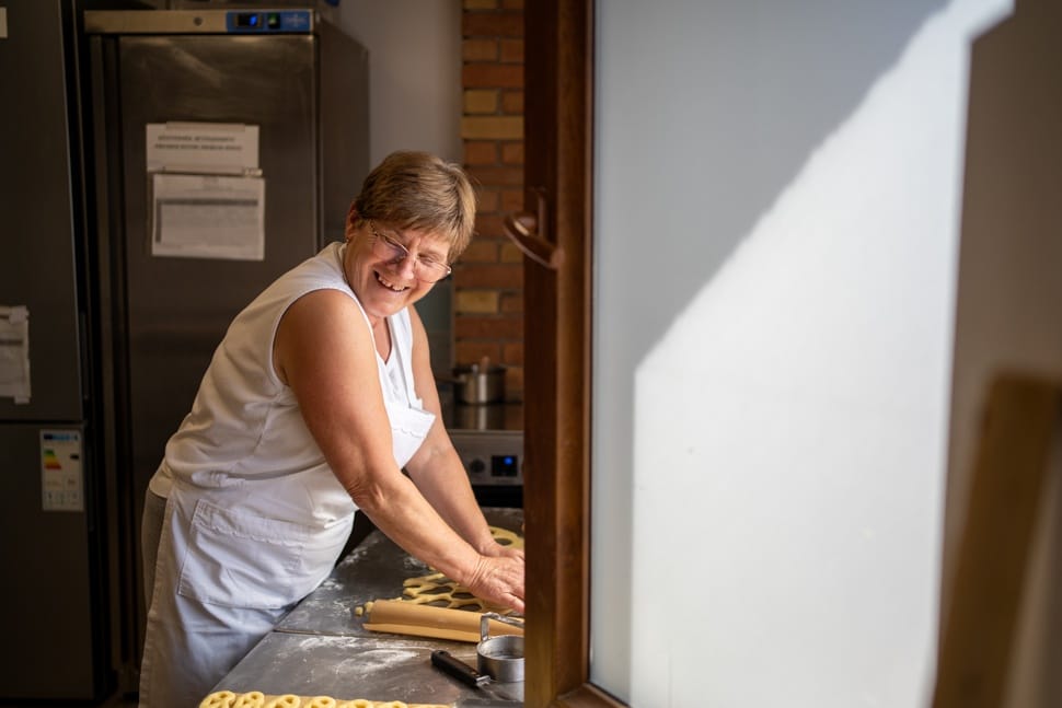 Ha a lisztet előkotorászom, elfelejtem minden bánatom