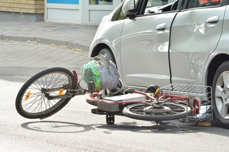 Kerékpárost ütöttek el