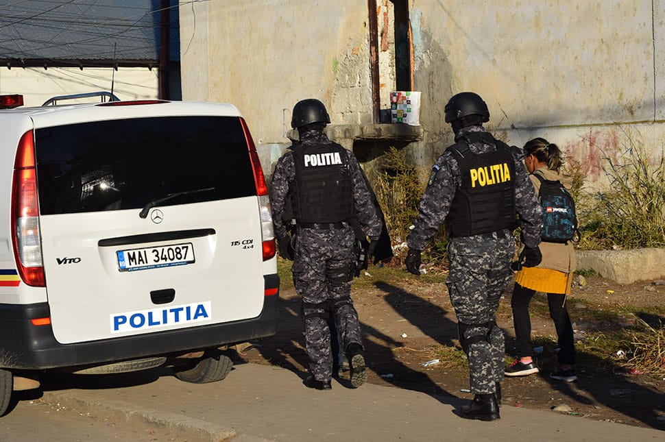 Így lopták a dezodort a Budvár negyediek (videó)