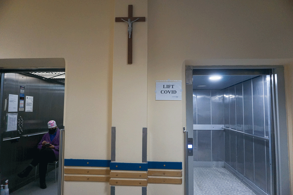 Harmadik napja 90 felett a kórházi betegek száma