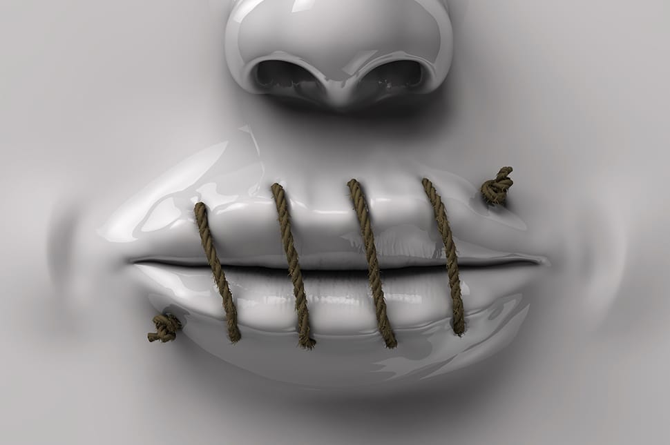 Aki nyakig ül a szarban, fogja be a száját!