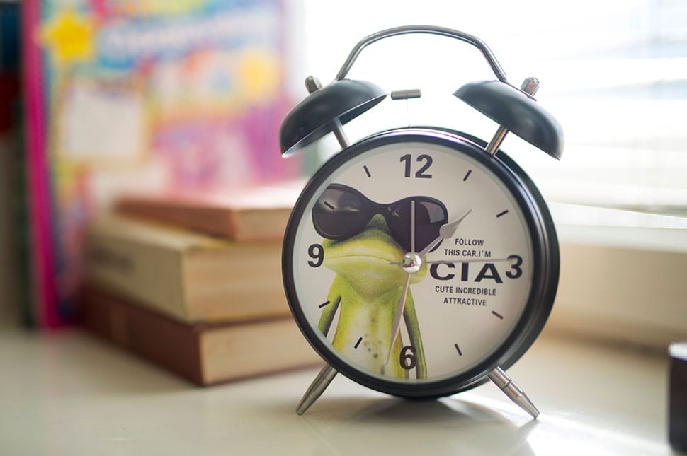 Holnap reggeltől egy órával kevesebbet nem mehetsz sehová