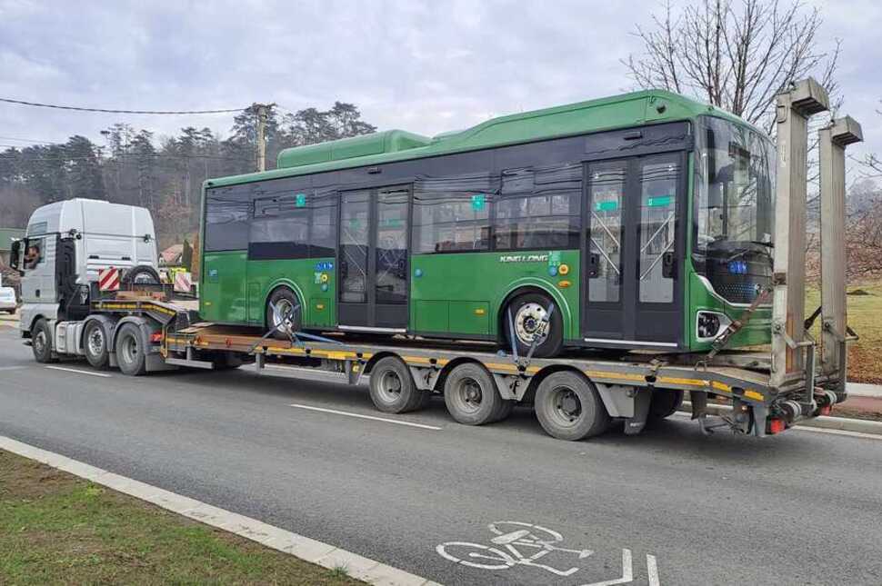 Megérkeztek az új elektromos buszok!