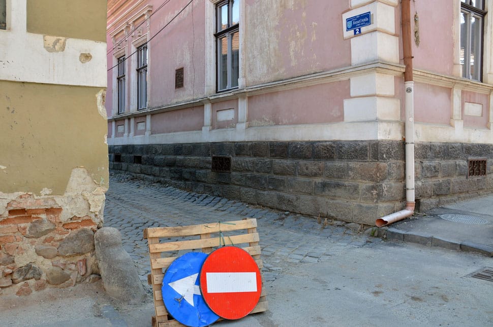 Dolgoznak még a József Attila utcában