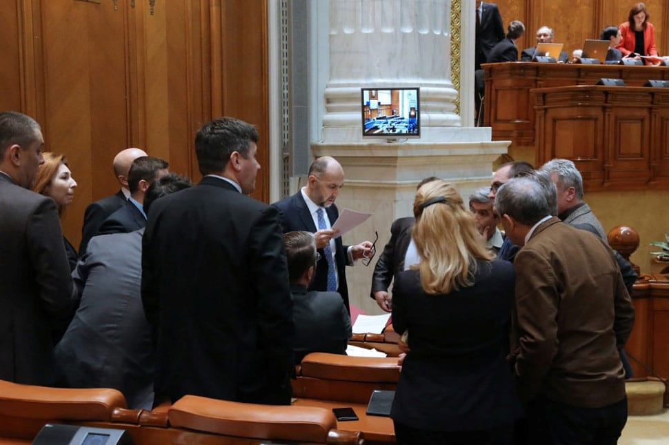 Lesöpörték a parlamentben a kisebbségi jogok bővítését