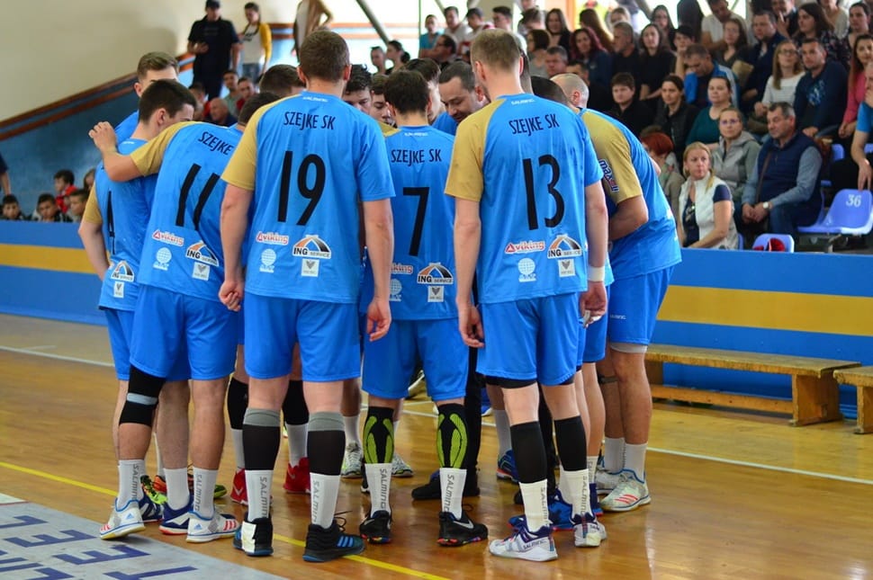 Leteszik a labdát az udvarhelyi kézisek