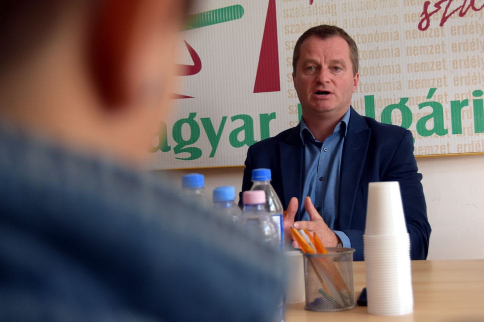 Az RMDSZ fizeti az MPP alkalmazottait?