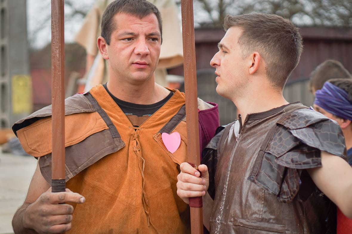 Elő a khitónokkal, tógákkal és a többivel!