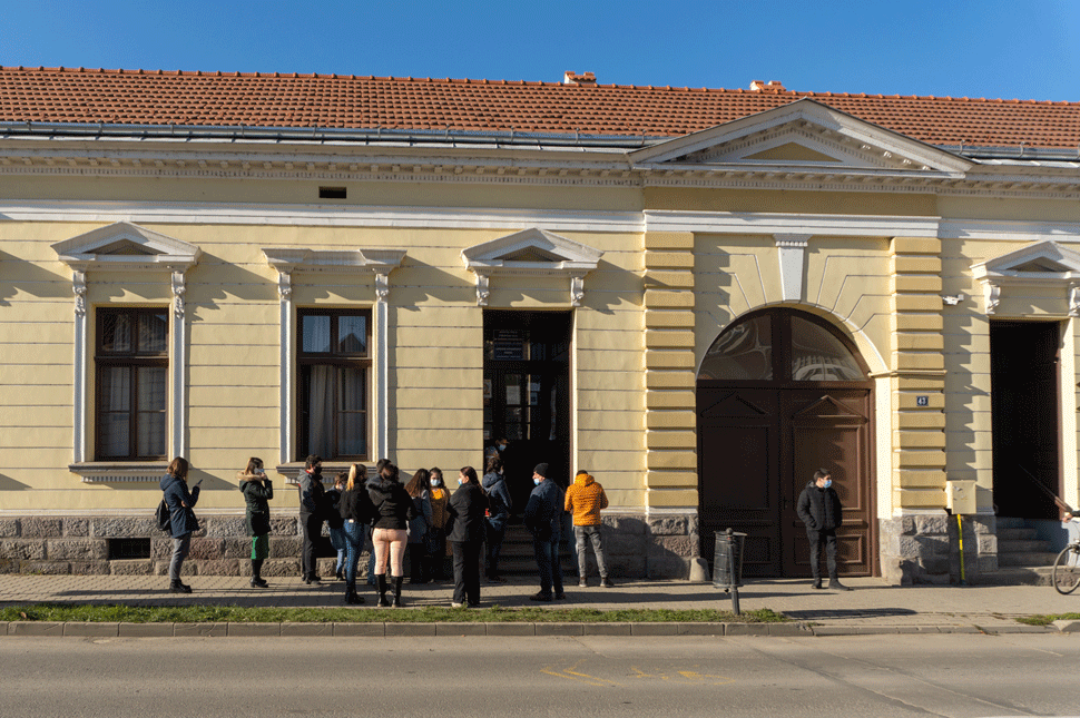 Többet kell várni az új személyire