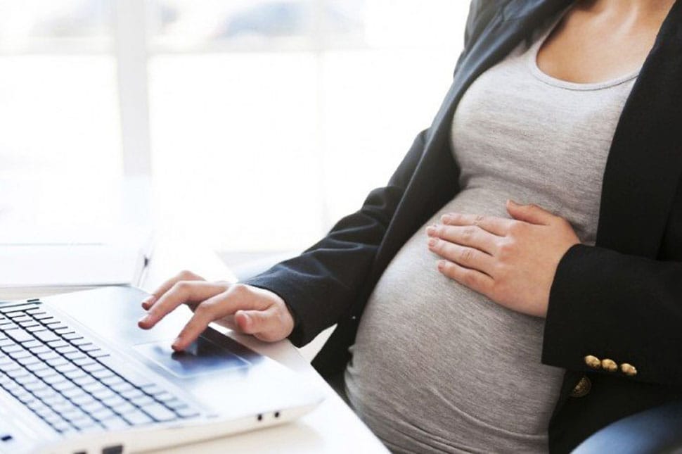 Szülés járvány idején