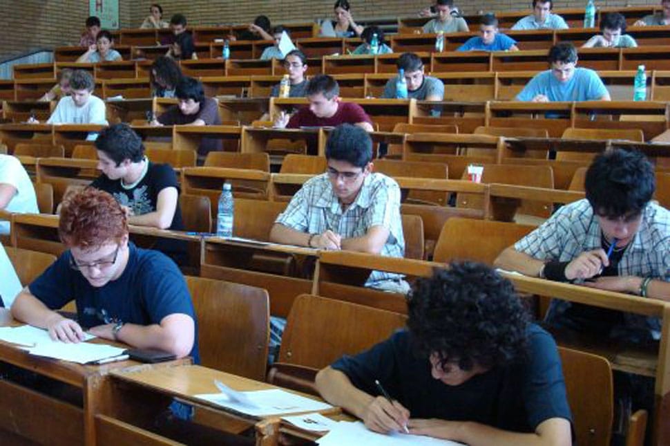 Online vizsgázhatnak az egyetemisták