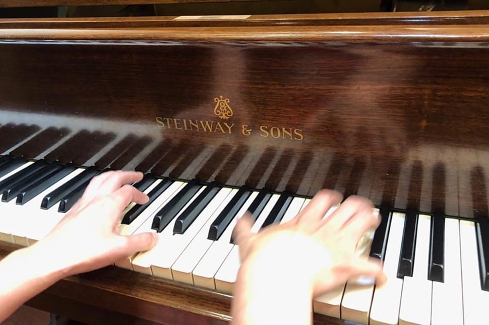 Gyerekeket is szívesen lát kamaraestjén a Filharmónia