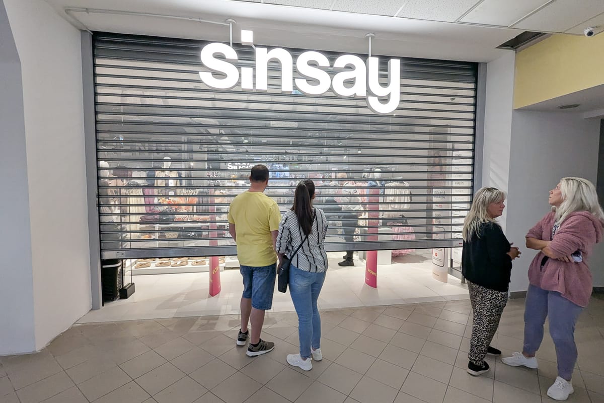 Már nem divat lökdösődni Udvarhelyen az új boltok megnyitásakor?