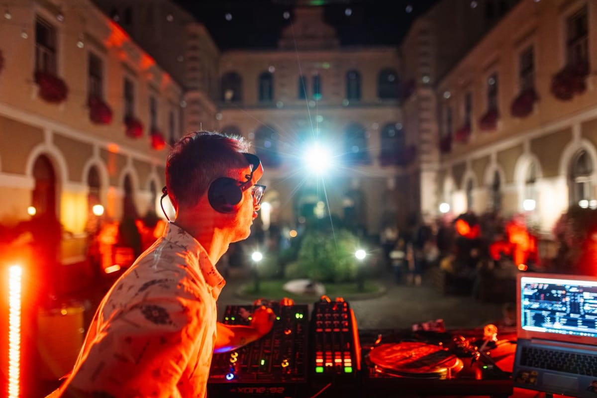 A nemzeti ünnepen túl: Udvarhely ezer arca a táncháztól az X-Faktorig