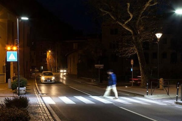 Pénzzel próbálta eltussolni a gázolást egy sofőr