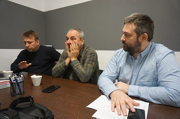 Adózunk, adózunk, de a vendéglők üresek