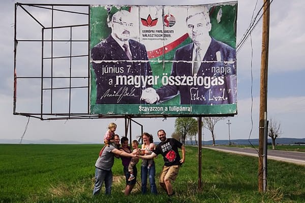 Összefogás, de miért?