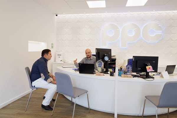 Nagyméretű háztartási gépek részletekben, közvetlenül a villanyszámlán