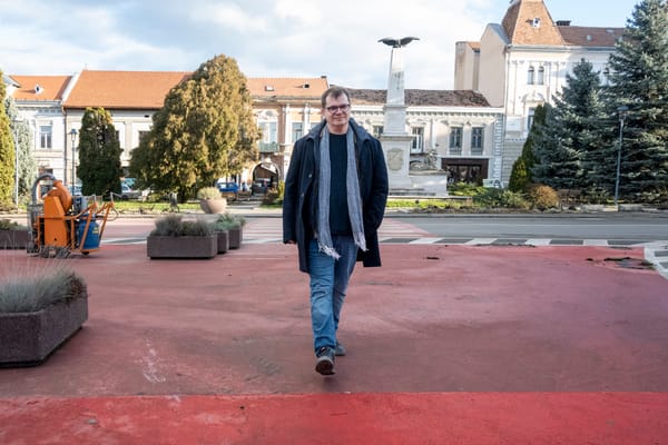 Lehet, titokban jobban utáljuk magunkat, mint egymást?