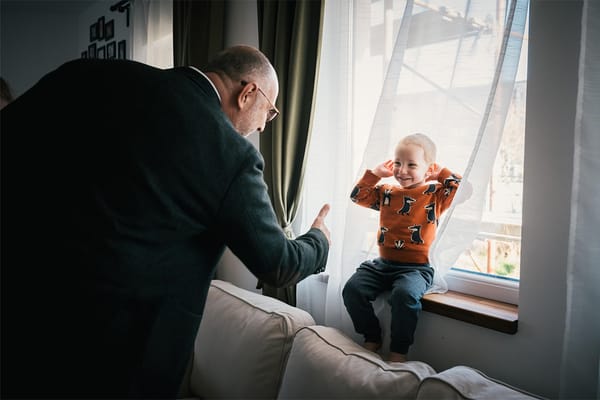 A hazaváró karok szorításába fullad bele az erdélyi magyarság