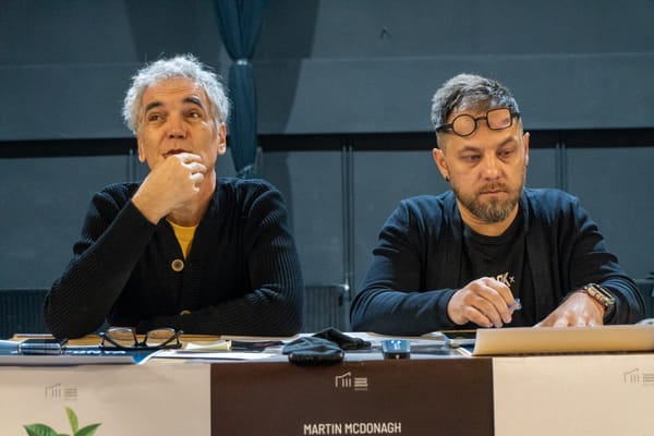 Mennyit lehet még lenyomni a kisemberek torkán?