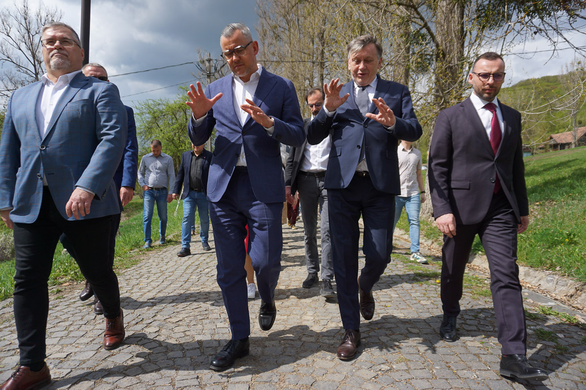 Hóvihar és magyarellenesség a déli hegyekben